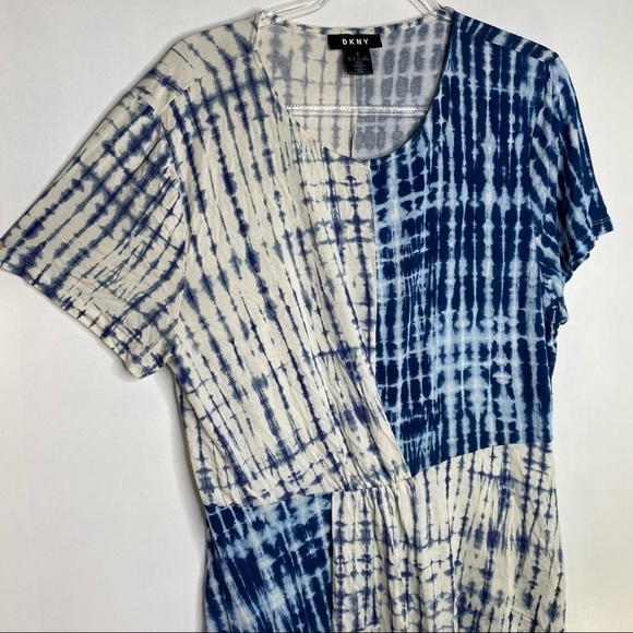 DKNY Batik Top - Picture 2 of 13